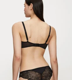 Triumph AMOURETTE SPOTLIGHT