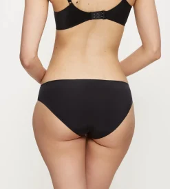 Triumph BODY MAKE-UP ESSENTIALS