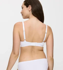 Triumph BODY MAKE-UP ESSENTIALS