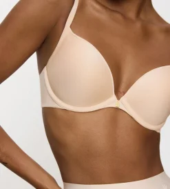 Triumph BODY MAKE-UP ESSENTIALS