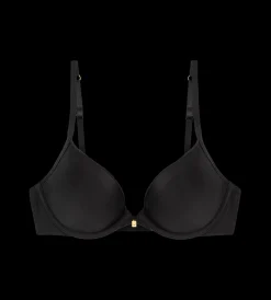 Triumph BODY MAKE-UP ESSENTIALS