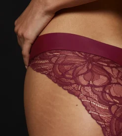 Triumph BODY MAKE-UP ILLUSION LACE