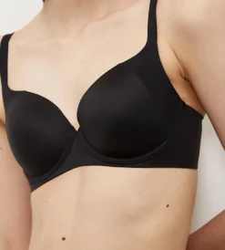 Triumph BODY MAKE-UP SOFT TOUCH