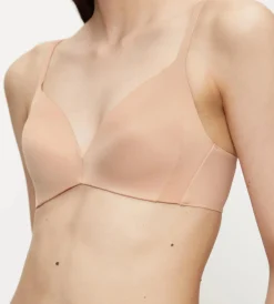 Triumph BODY MAKE-UP SOFT TOUCH