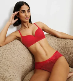 Triumph DELIGHTFUL SPOTLIGHT