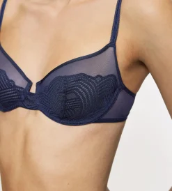 Triumph DELIGHTFUL SPOTLIGHT