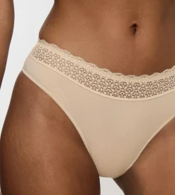 Triumph FEEL OF MODAL