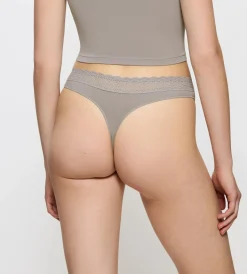 Triumph FEEL OF MODAL