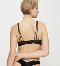 Triumph HARMONY SPOTLIGHT