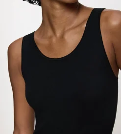 Triumph KATIA BASICS_01