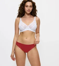 Triumph LOVELY MICRO