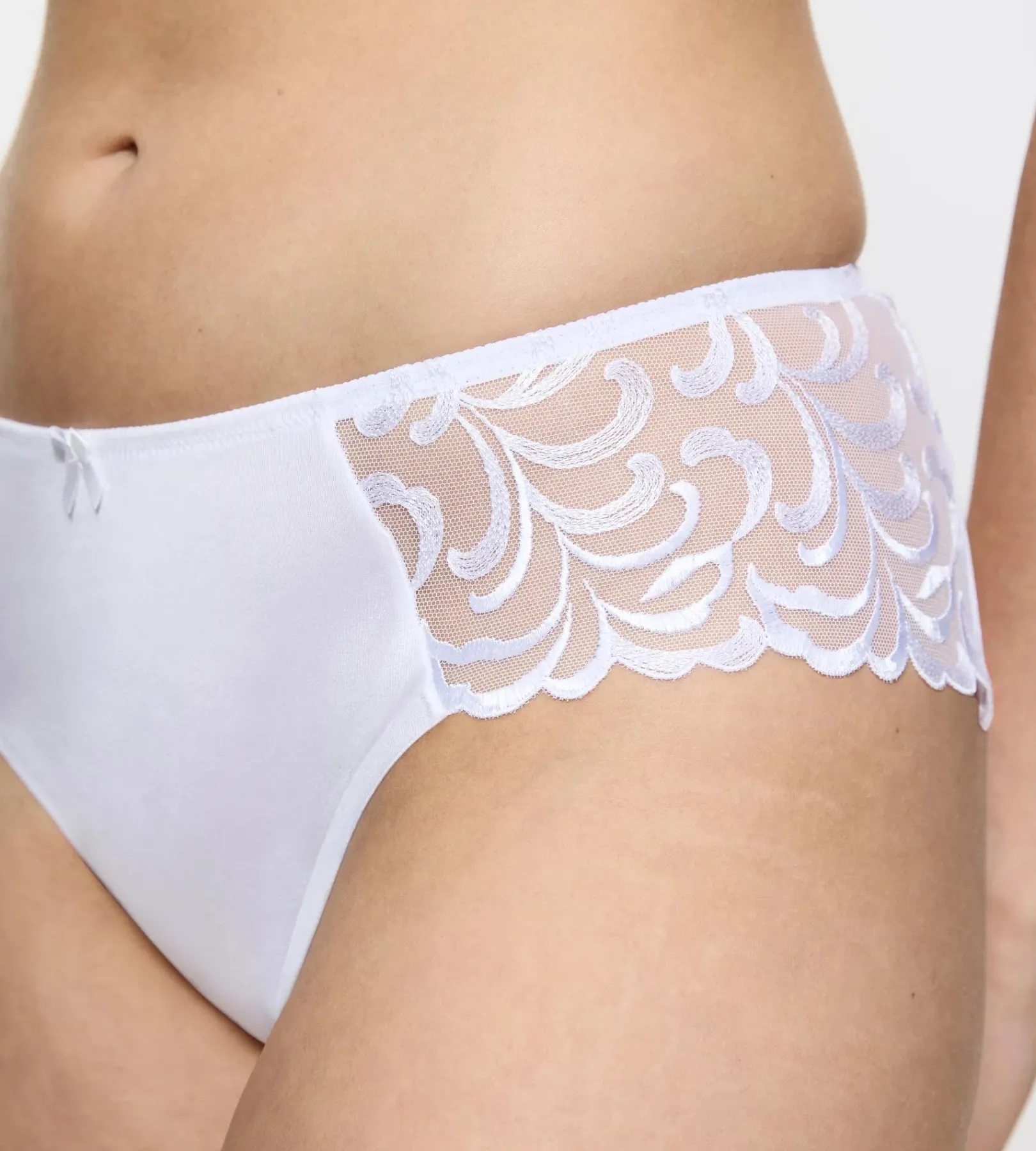 Triumph MODERN FINESSE