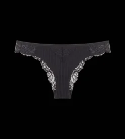 Triumph PEONY FLORALE