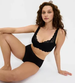 Triumph SENSE OF MODAL