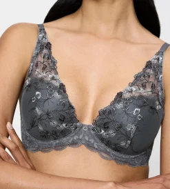 Triumph SENSUAL SPOTLIGHT