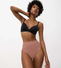 Triumph TEMPTING SHEER