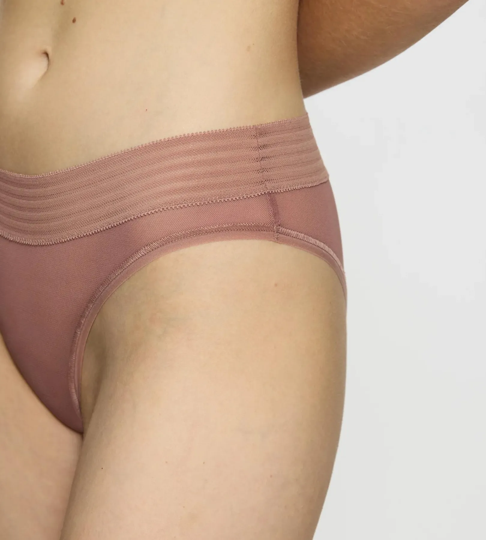 Triumph TEMPTING SHEER