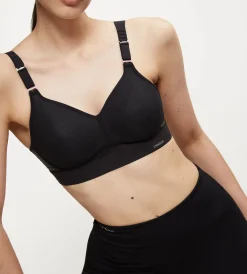 Triumph TRIACTION HYBRID LITE