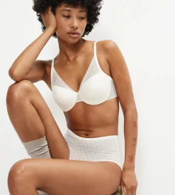 Triumph SIGNATURE SHEER