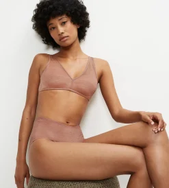 Triumph SIGNATURE SHEER