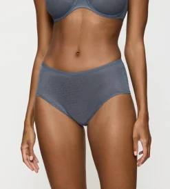 Triumph SIGNATURE SHEER