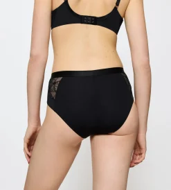 Triumph WILD AZALEA FLORALE