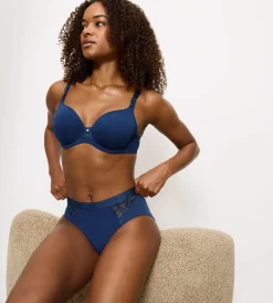 Triumph WILD AZALEA FLORALE