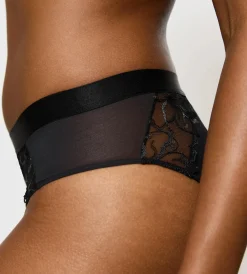 Triumph WILD AZALEA FLORALE