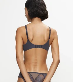 Triumph WILD PEONY FLORALE